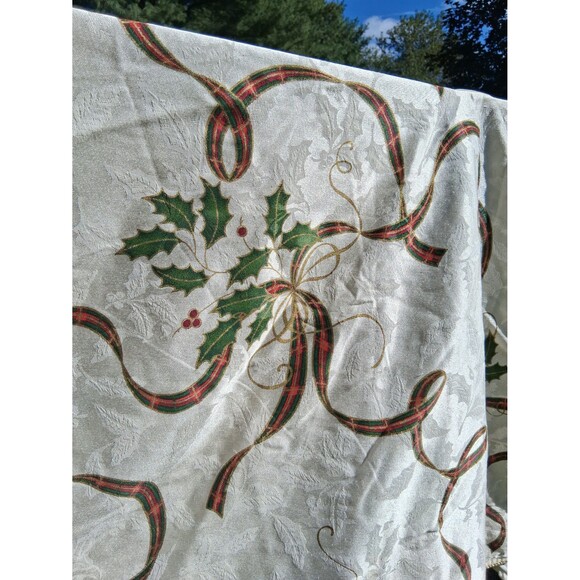 Lenox Holiday Christmas Tree Skirt 60" Diameter Holly & Ribbon - Picture 6 of 8